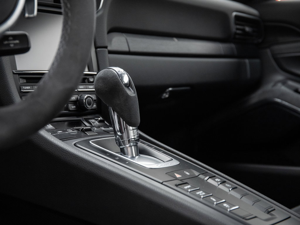 Porsche 991 Carrera GTS