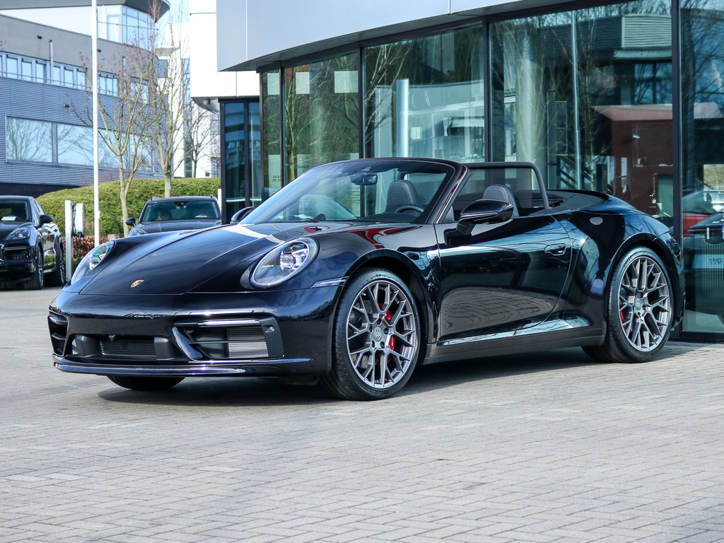 Porsche 992 Carrera 4S