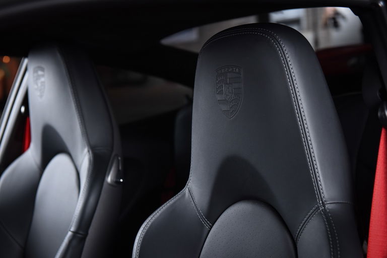 Porsche 997.2 Carrera GTS