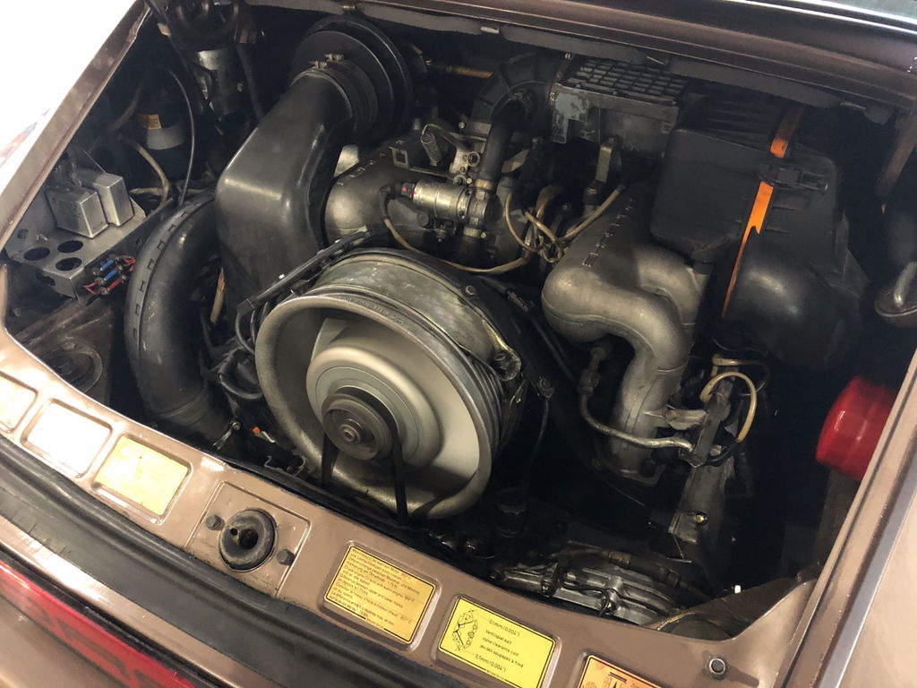 Porsche 911 Carrera 3.2