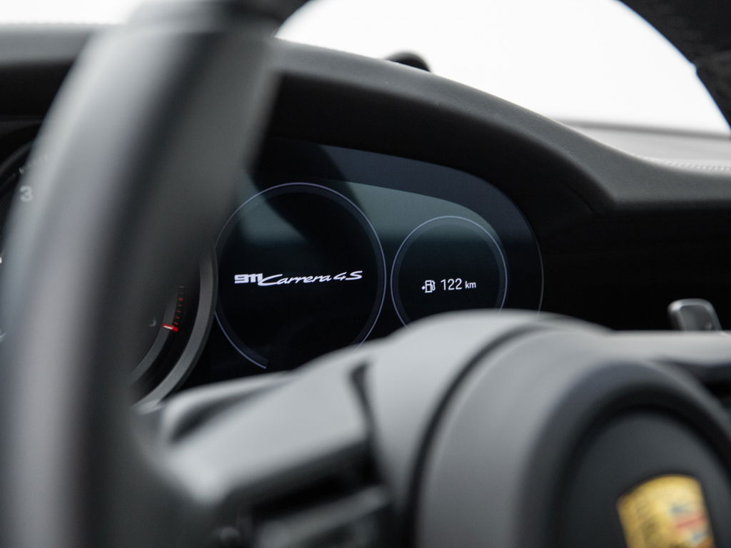 Porsche 992 Carrera 4S