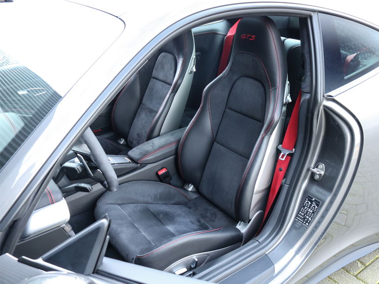 Porsche 991.2 Carrera 4 GTS