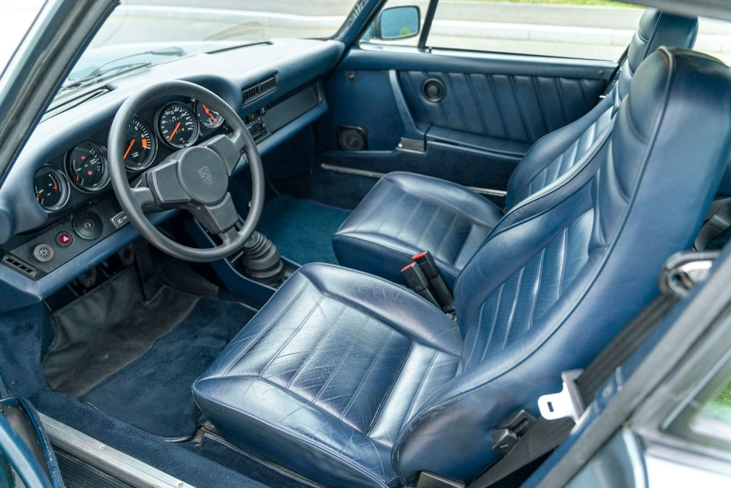 Porsche 911 Carrera 3.2