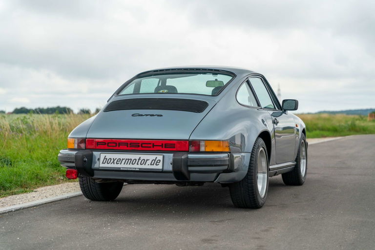 Porsche 911 Carrera 3.2