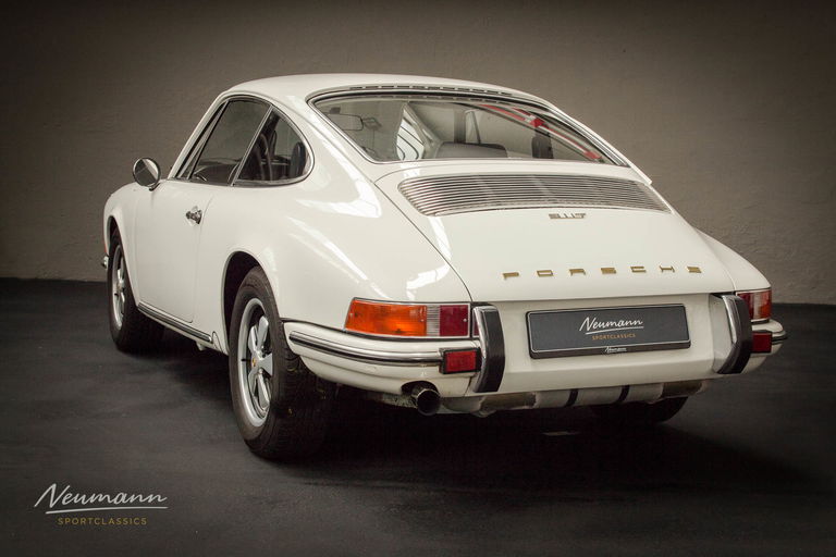 Porsche 911 T