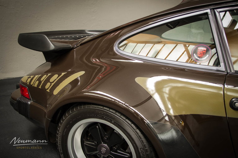 Porsche 911 Turbo 3.3 (US)