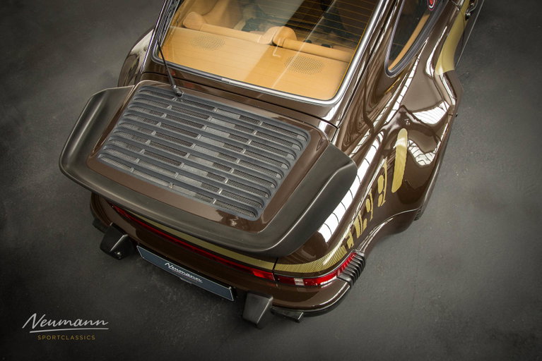 Porsche 911 Turbo 3.3 (US)