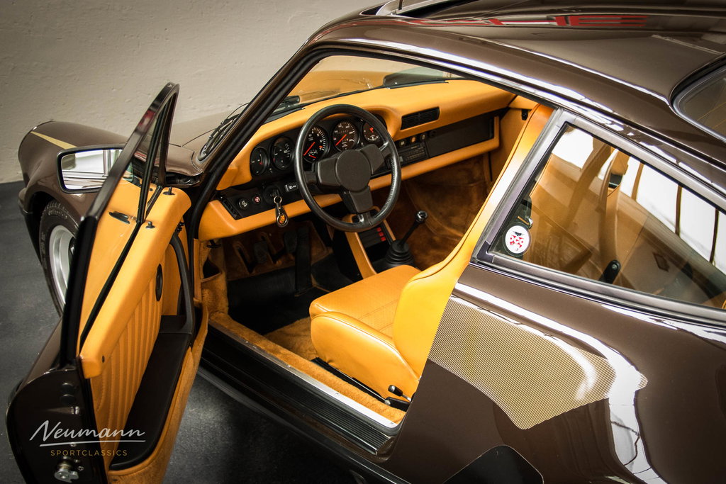 Porsche 911 Turbo 3.3 (US)