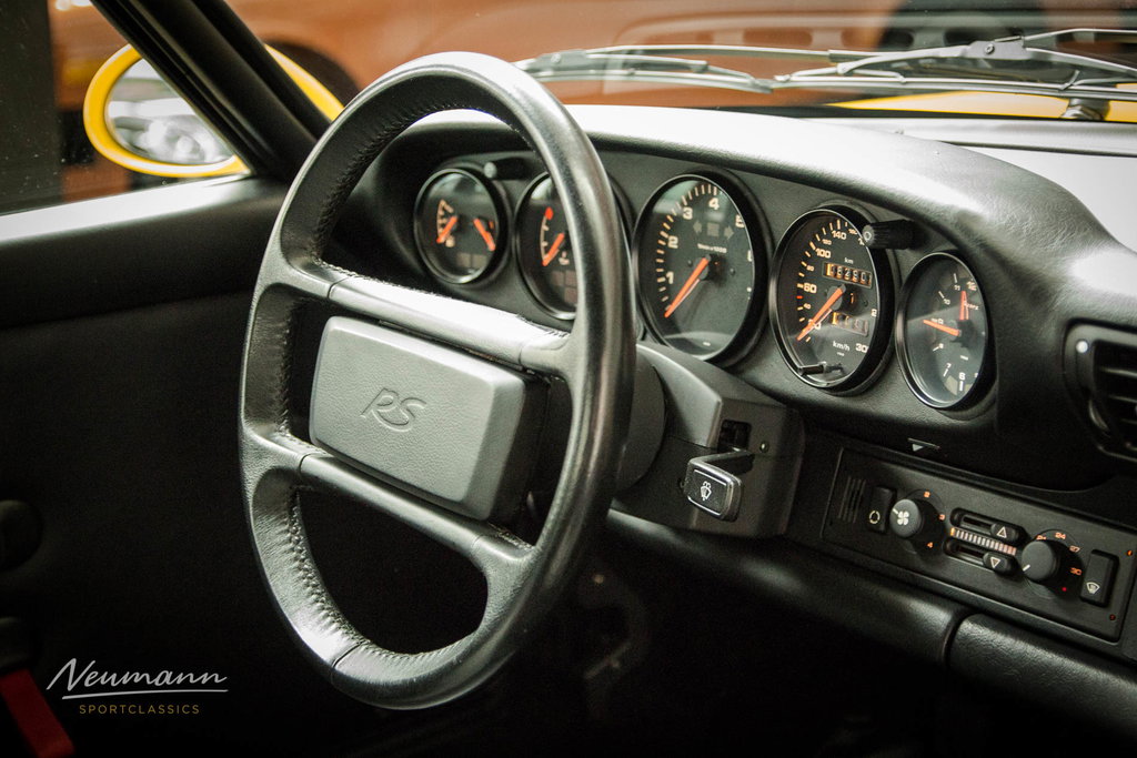 Porsche 964 Carrera RS