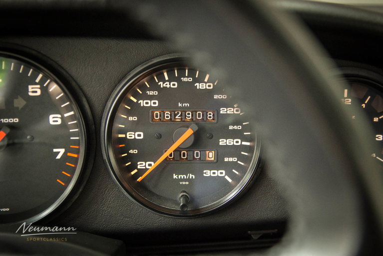 Porsche 964 Carrera RS