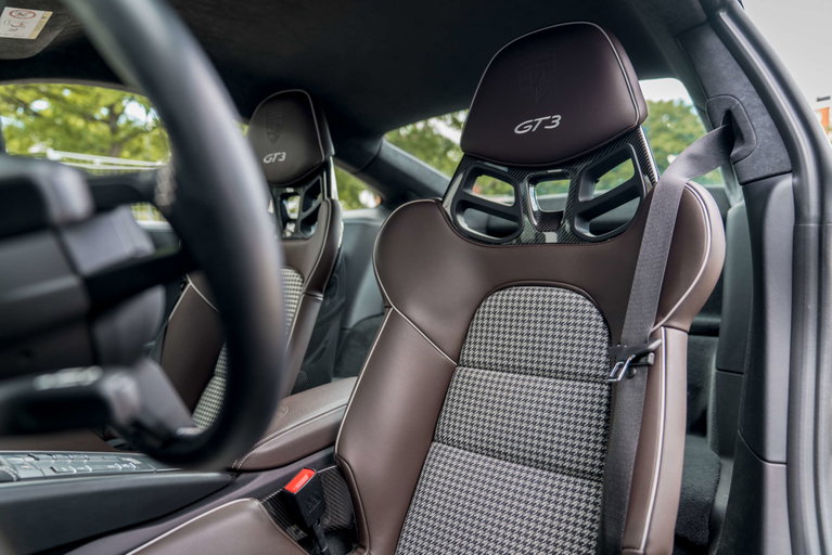 Porsche 991.2 GT3 Touring