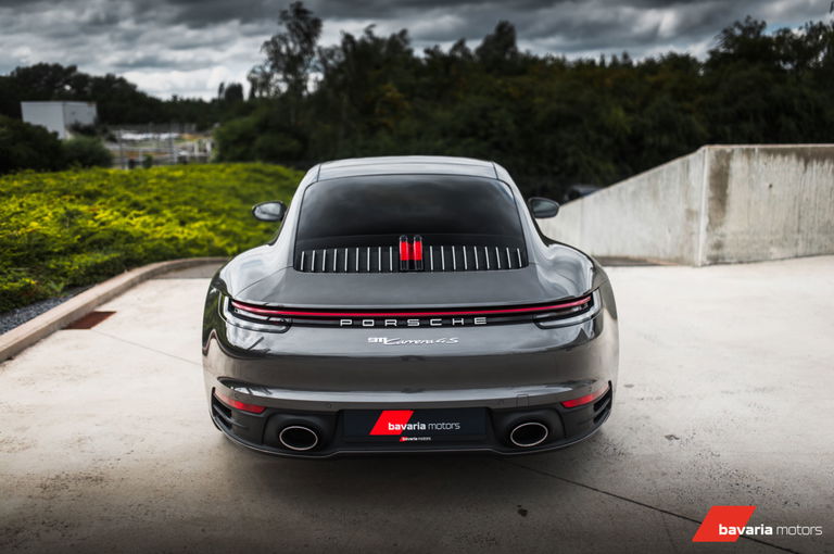 Porsche 992 Carrera 4S