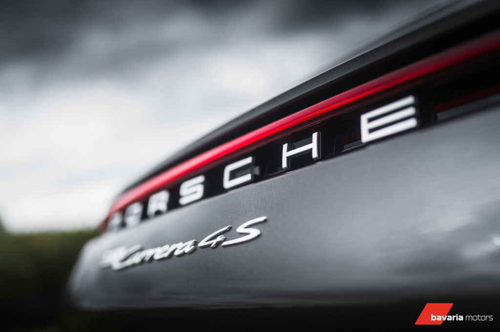 Porsche 992 Carrera 4S