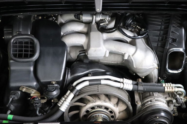 Porsche 993 Carrera 4