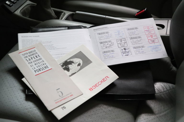 Porsche 993 Carrera 4