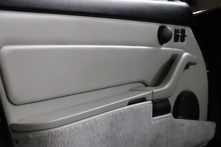 Porsche 993 Carrera 4