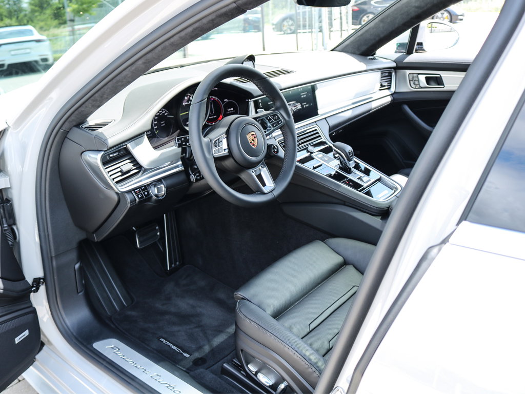 Porsche Panamera Turbo S E-Hybrid