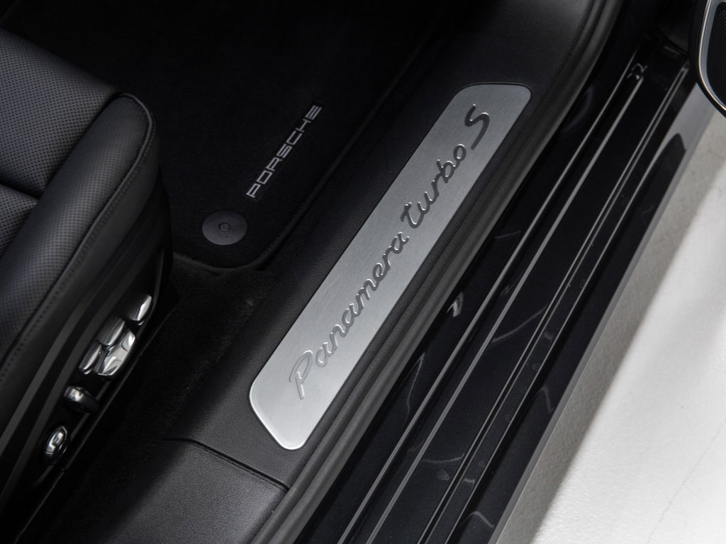 Porsche Panamera Turbo S E-Hybrid