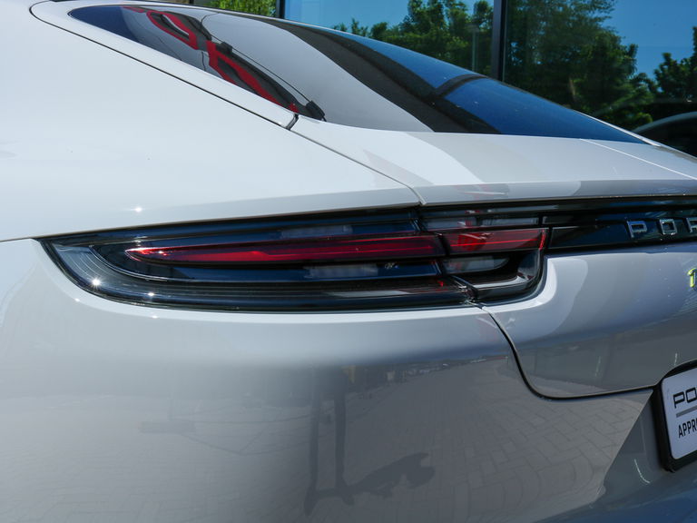 Porsche Panamera Turbo S E-Hybrid