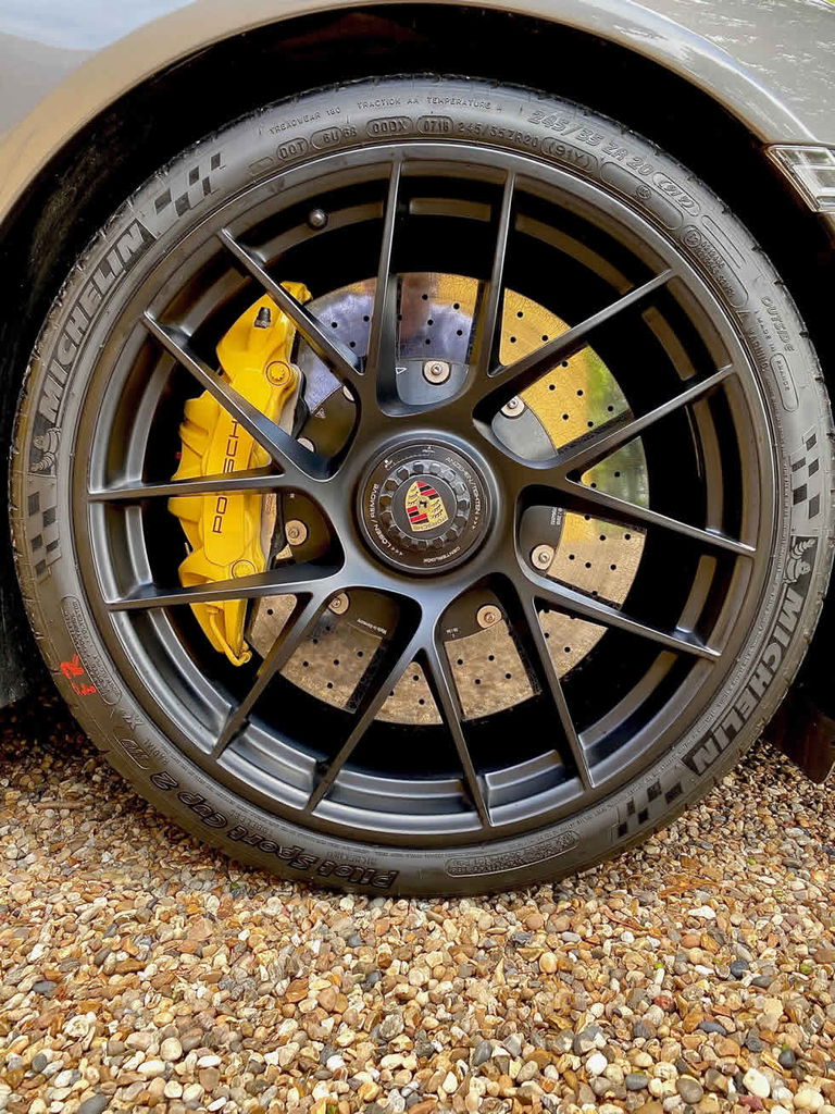 Porsche 991.2 Carrera GTS