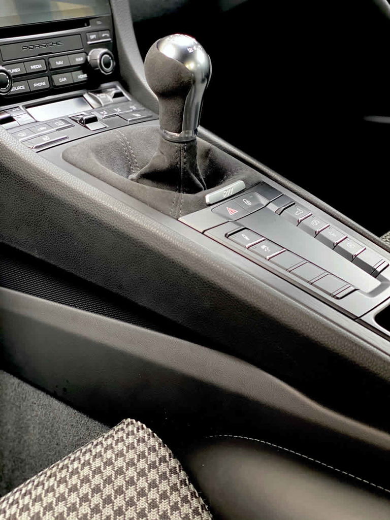 Porsche 991.2 Carrera GTS