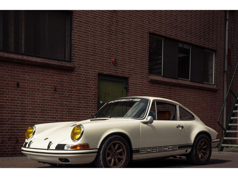 Porsche 911 Backdate