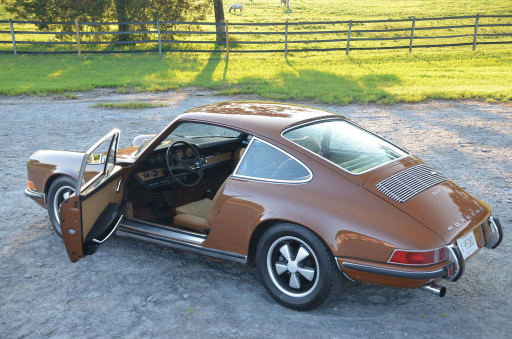 Porsche 911 T (US)