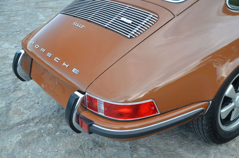 Porsche 911 T (US)