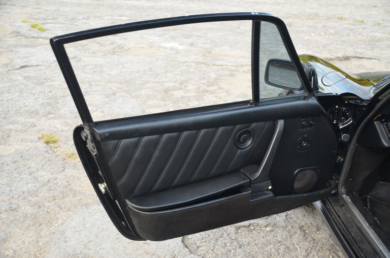 Porsche 911 Carrera 3.2 (US)