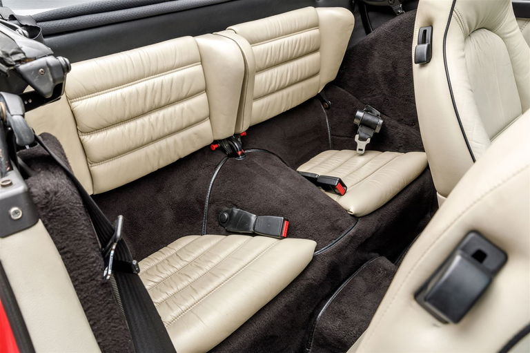 Porsche 911 Carrera 3.2 (US)