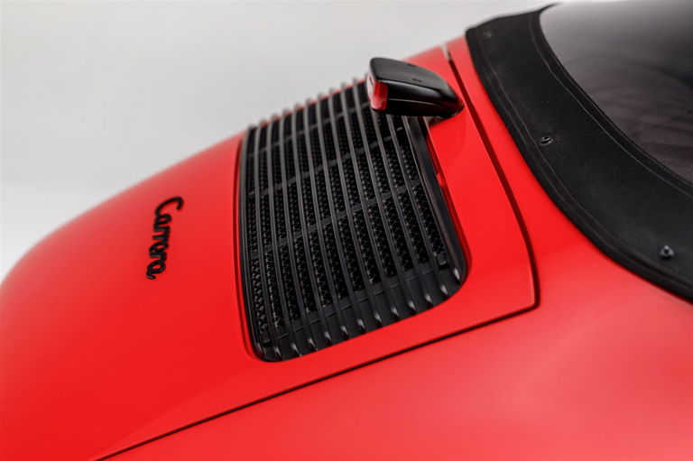 Porsche 911 Carrera 3.2 (US)