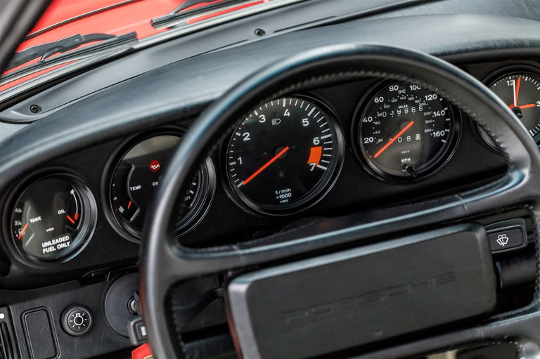 Porsche 911 Carrera 3.2 (US)