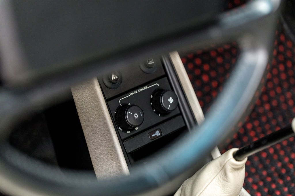 Porsche 911 Carrera 3.2 (US)