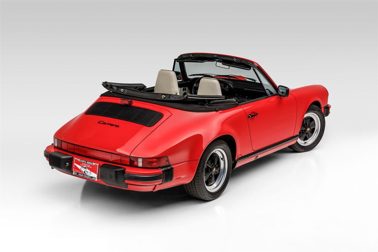 Porsche 911 Carrera 3.2 (US)