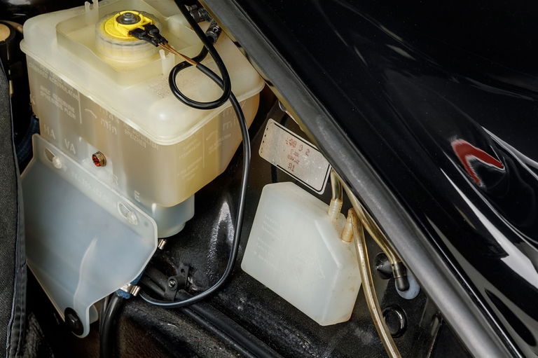 Porsche 964 Carrera 4