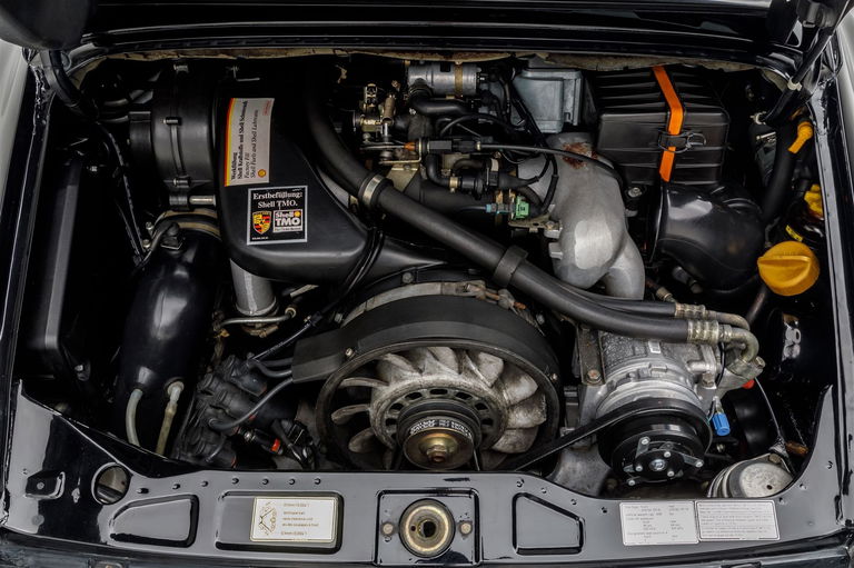 Porsche 964 Carrera 4