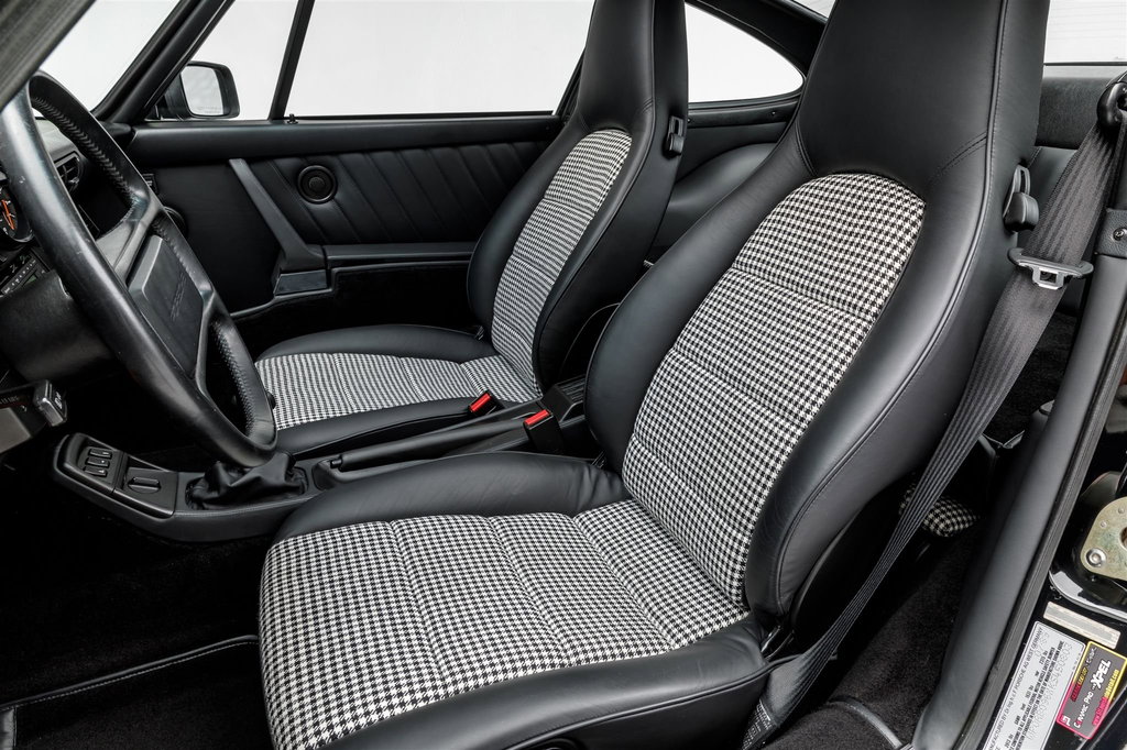Porsche 964 Carrera 4