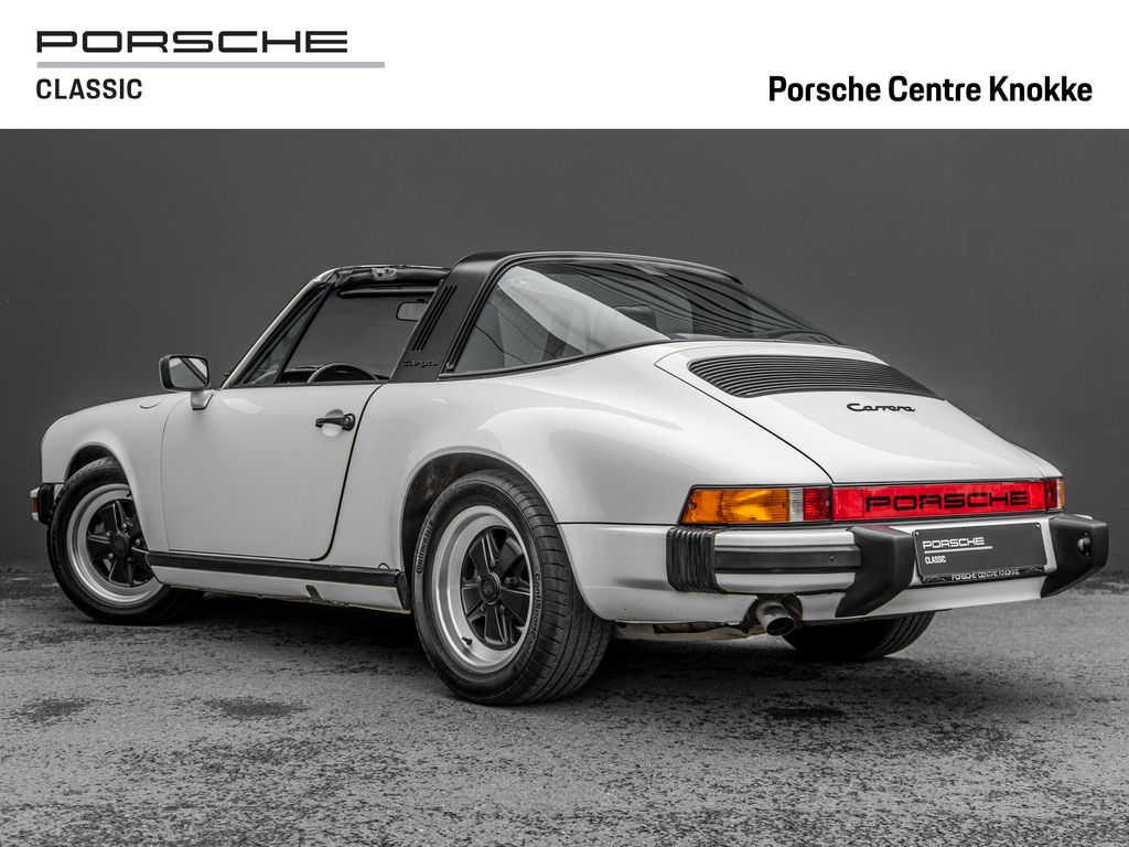 Porsche 911 Carrera 3.2 (US)