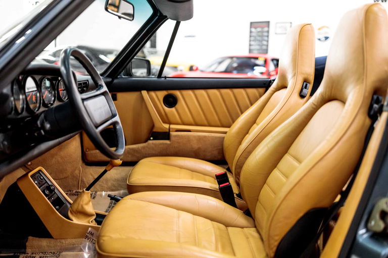 Porsche 911 Carrera 3.2 WTL