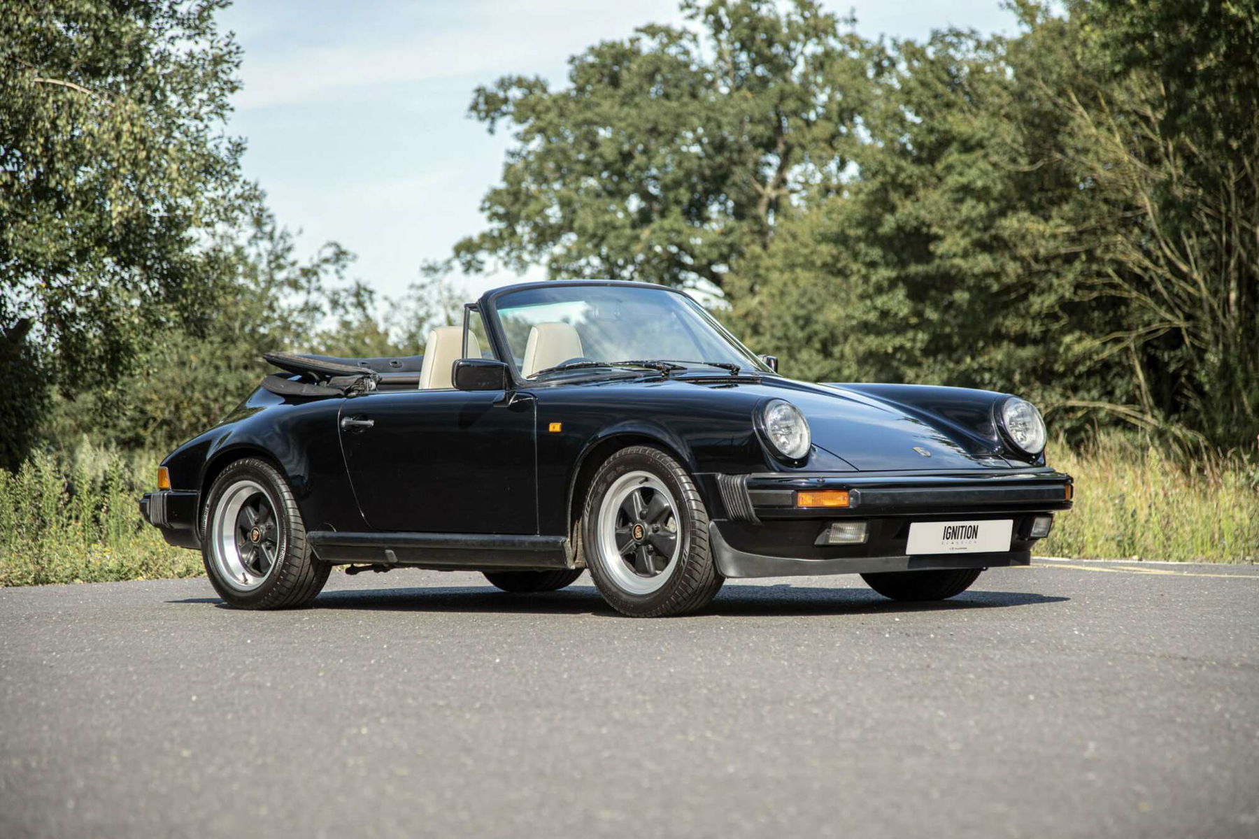 Porsche 911 Carrera 3.2