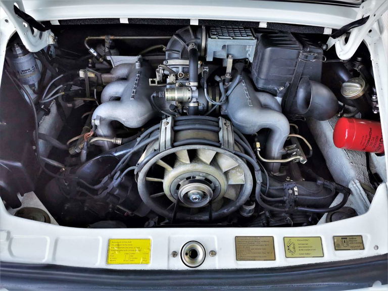 Porsche 911 Carrera 3.2