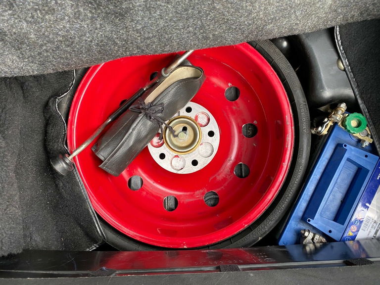 Porsche 964 Carrera 4