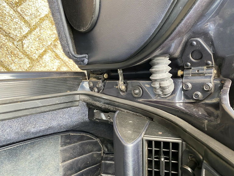 Porsche 964 Carrera 4