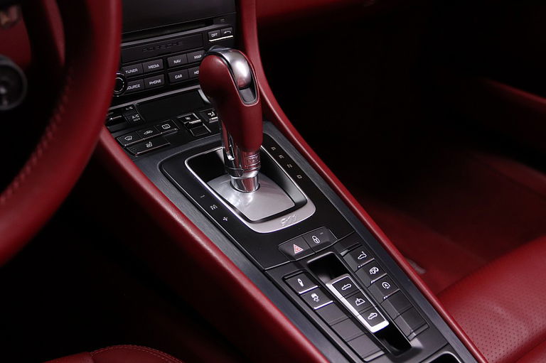 Porsche 991.2 Carrera GTS