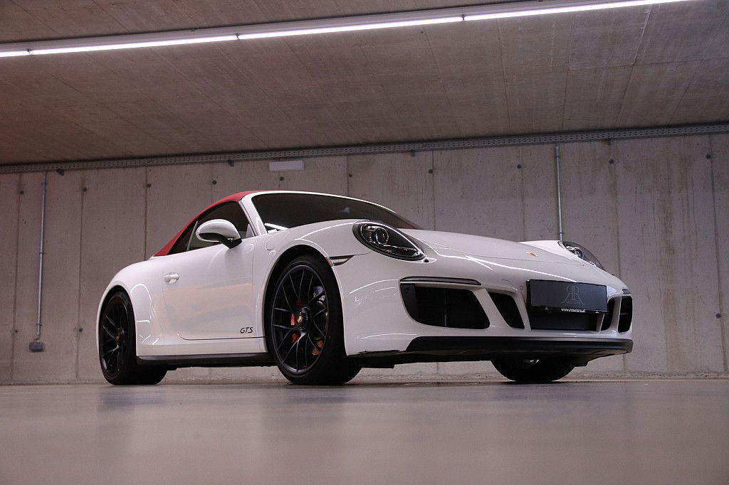 Porsche 991.2 Carrera GTS