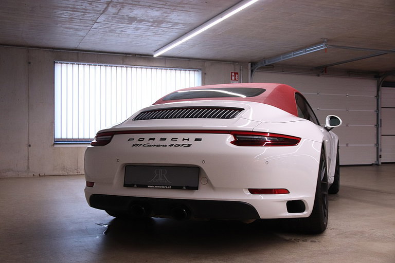 Porsche 991.2 Carrera GTS