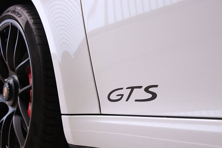 Porsche 991.2 Carrera GTS