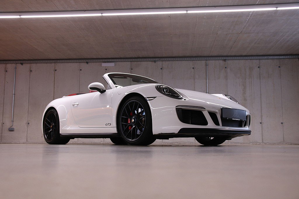 Porsche 991.2 Carrera GTS