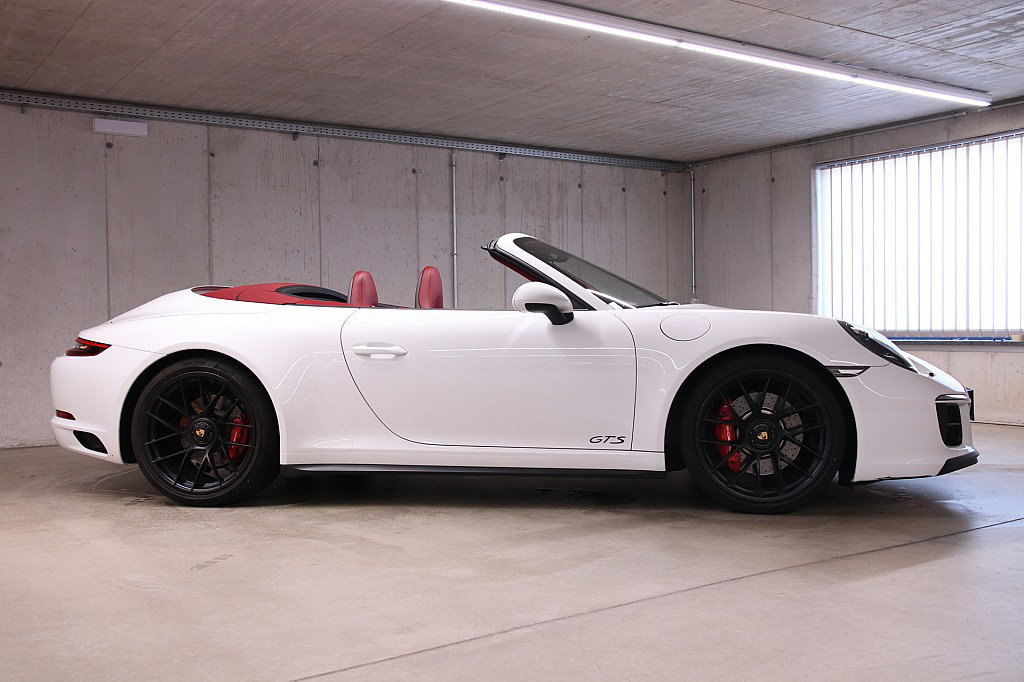 Porsche 991.2 Carrera GTS