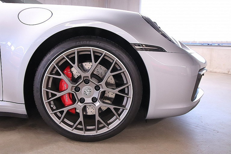 Porsche 992 Carrera S